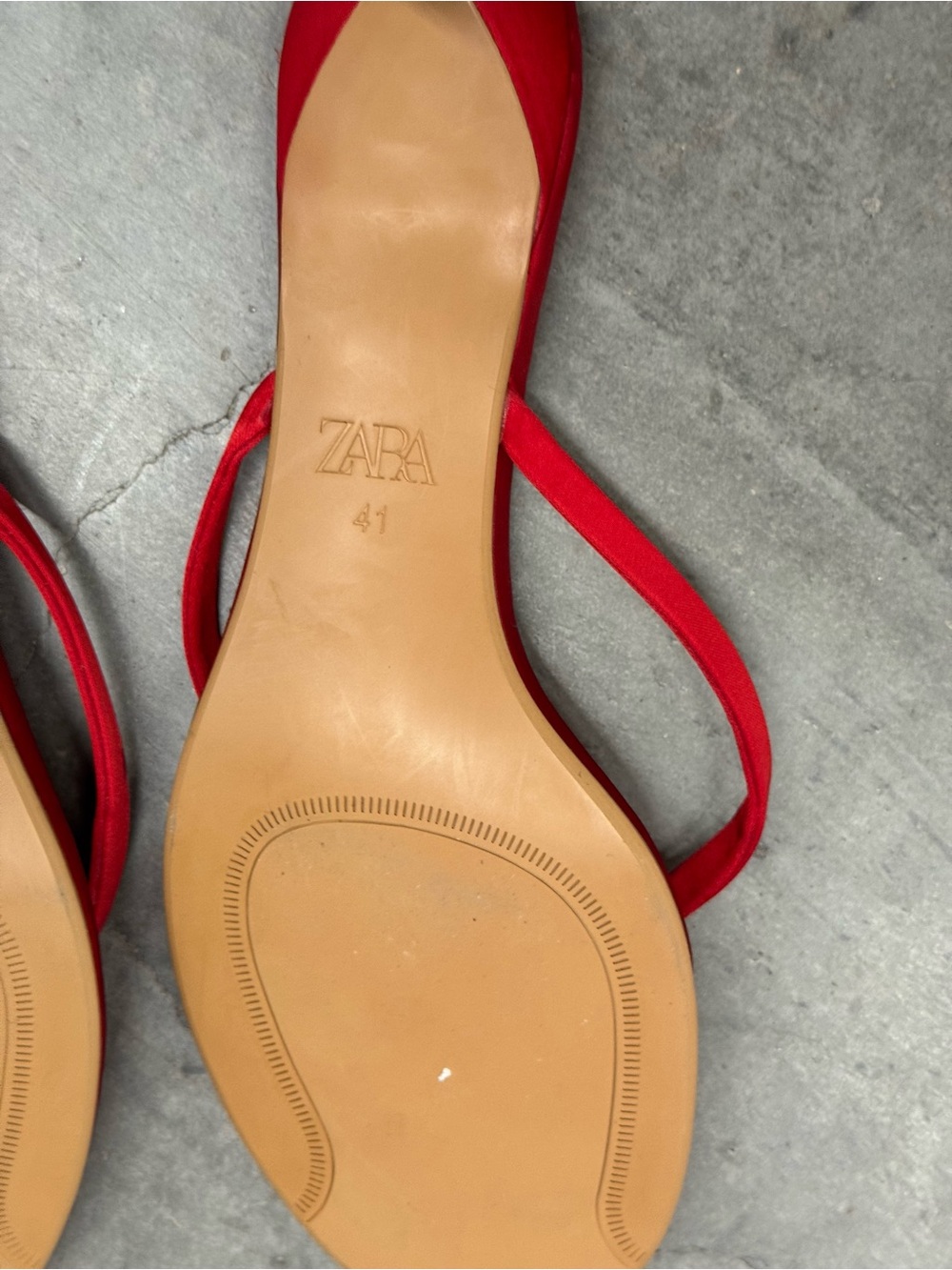 Women’s Red Low Heel Flip Sandal , Chic Kitten Heel Zara - Picture 5 of 6